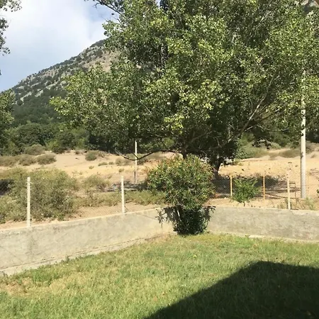 Te Shpia Сasa de vacaciones Baks-Rrjoll